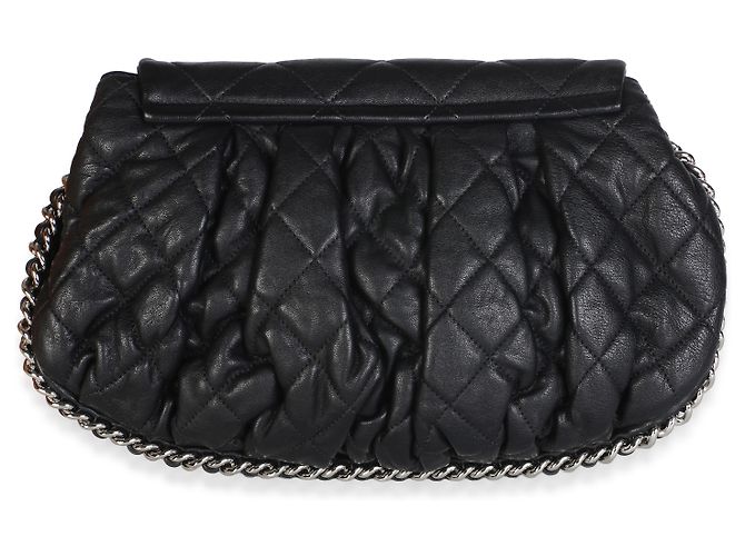 Gabrielle Bolsa de aba média com corrente Chanel em pele de cordeiro acolchoada preta lavada Preto - vista 2