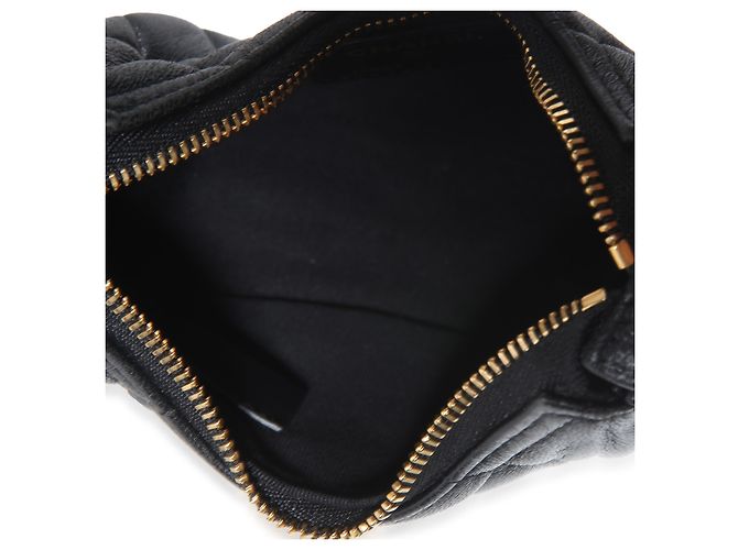 Gabrielle Bolsa Chanel Mini Moon Hobo Crossbody em pele de cordeiro acolchoada preta com corrente CC Preto - vista 5