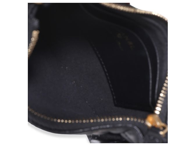 Gabrielle Chanel Mini Hobo in pelle d'agnello matelassé lucida nera con catena CC Nero - vista 5
