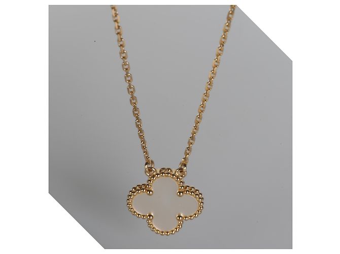 Pendente Vintage Alhambra in Oro Giallo e Madreperla Van Cleef & Arpels - vista 5