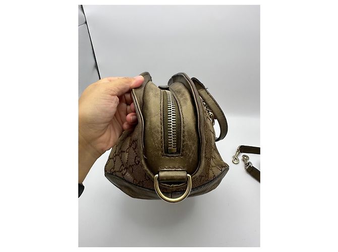 Gucci Monogram Boston Bag mit Herz-Anhänger Braun - Ansicht 10
