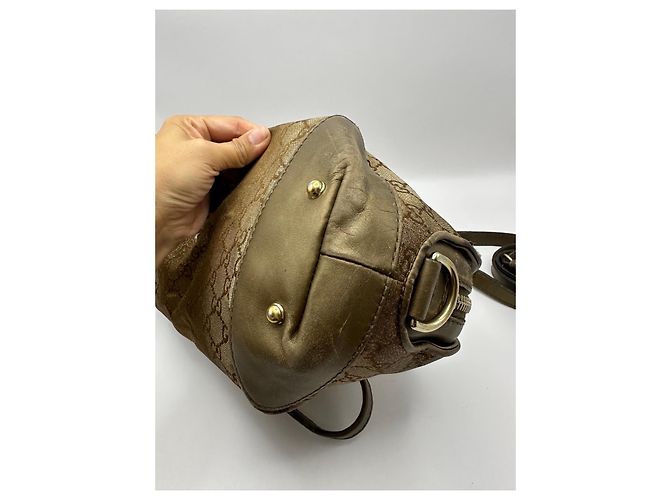 Gucci Monogram Boston Bag mit Herz-Anhänger Braun - Ansicht 14