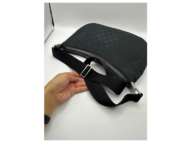 Borsa a tracolla Gucci in tela monogramma GG Nero - vista 14