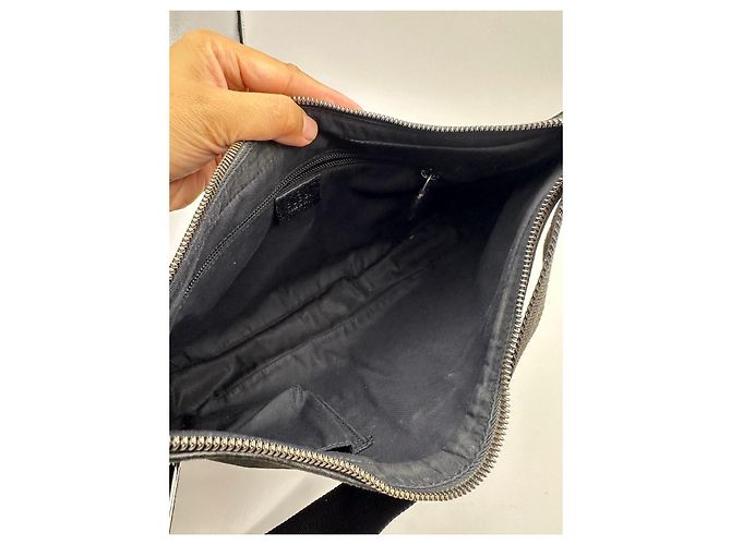 Borsa a tracolla Gucci in tela monogramma GG Nero - vista 15