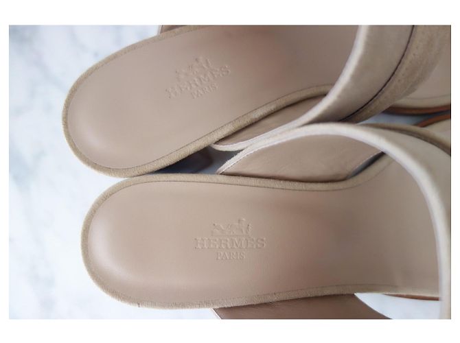 Kelly Sandali Hermès Ninon 50 Camoscio Beige - vista 5