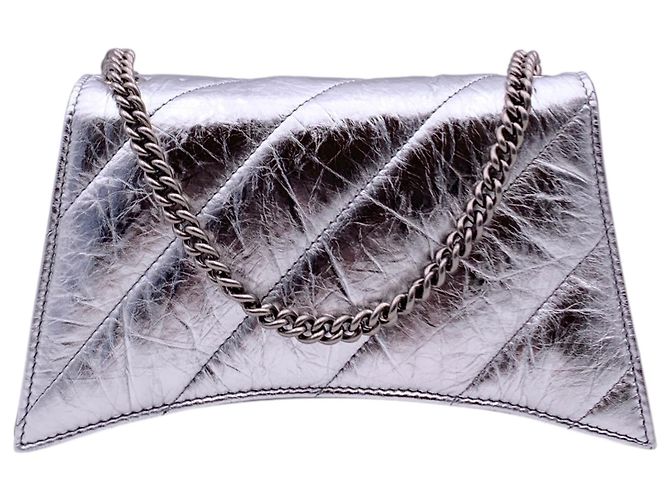 Hourglass Balenciaga Borsa a tracolla Crush XS in pelle metallizzata matelassé argento - vista 3