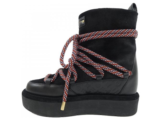 Stivaletti con plateau SKI PLATFORM Louis Vuitton Stivaletti in shearling Nero - vista 2