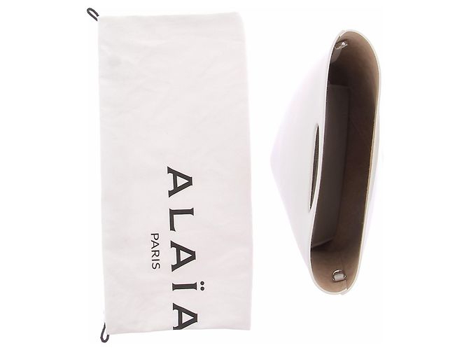 Bolsa saco Alaïa em couro creme 25 cm Branco - vista 8