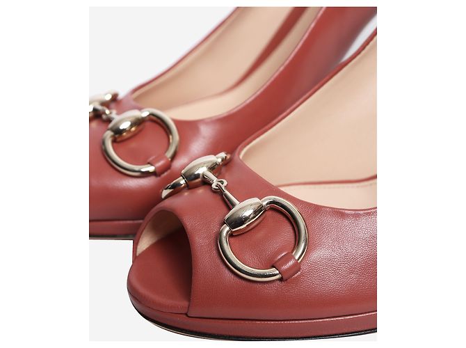 Gucci Mauve Horsebit Peep-Toe Pumps - Größe EU 38.5 Braun - Ansicht 5
