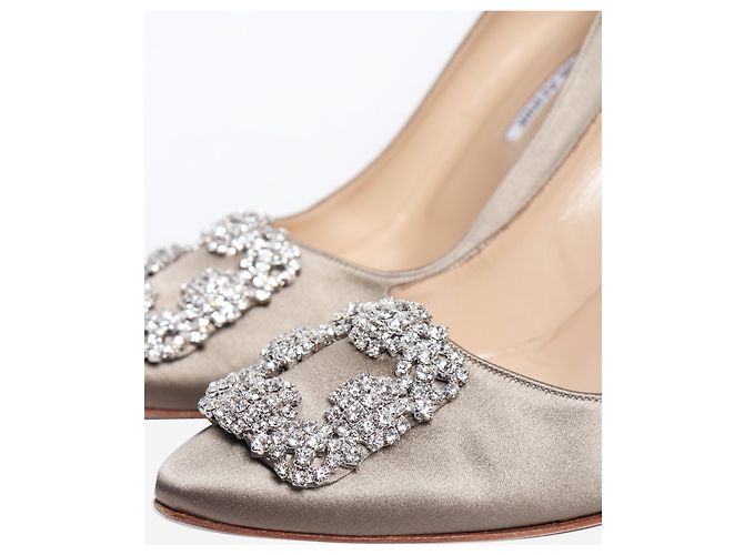Manolo Blahnik Décolleté Grey Hangisi 90 - taglia EU 38.5 Grigio - vista 4