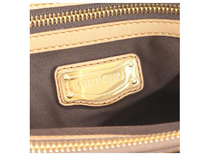 Bolsa de Ombro 2-Way em Couro Vitello Miu Miu Marrom - vista 10