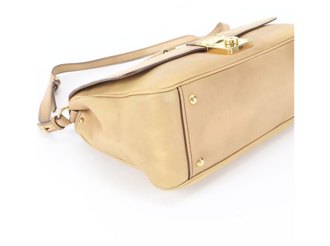 Bolsa de Ombro 2-Way em Couro Vitello Miu Miu Marrom - vista 6