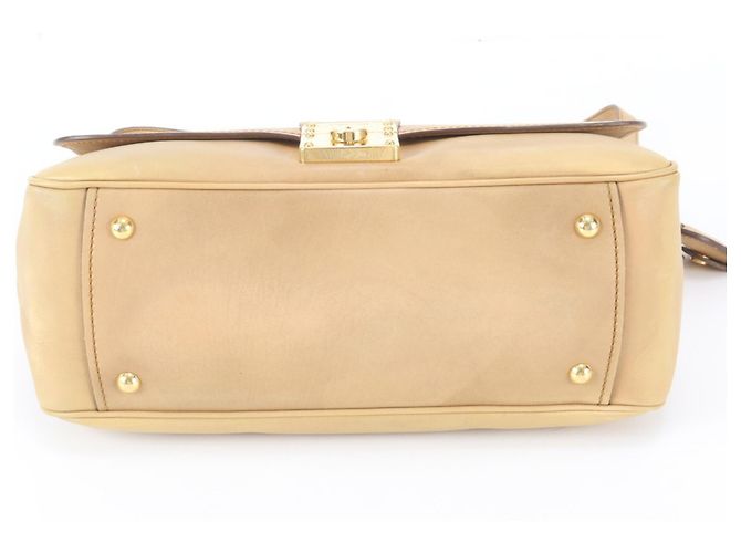 Bolsa de Ombro 2-Way em Couro Vitello Miu Miu Marrom - vista 7