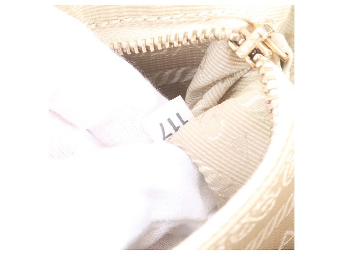 Tote Sac à main cabas Prada B11026 en cuir Écru - vue 9