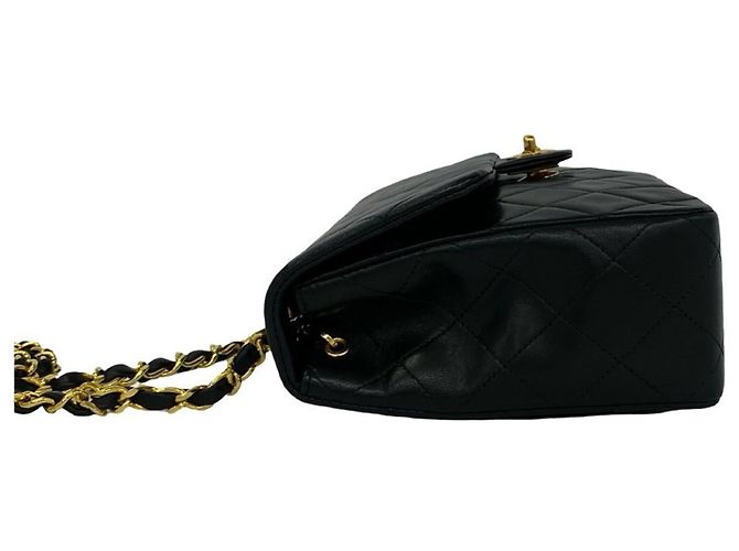 Timeless Borsa a tracolla Chanel in pelle d'agnello nera Nero - vista 5