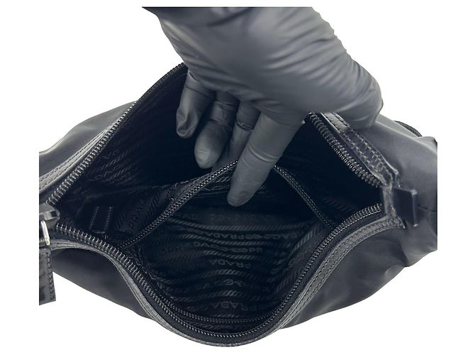 Mini Bolsa Boston Gucci em Lona e Couro Preto - vista 19