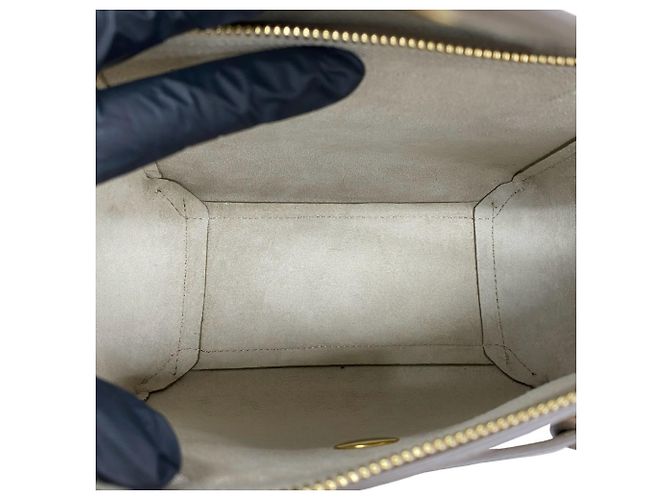 Céline Bolsa de mão CELINE Belt Bag Nano em couro Bege - vista 9