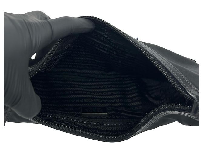 Bolsa semi-one shoulder em nylon Tessuto Pocono e couro com logo triângulo PRADA Preto - vista 9