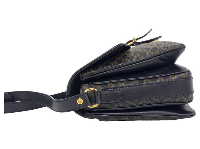 Céline Celine Vintage Macadam Blazon Pattern Triomphe Schultertasche und Beuteltasche aus Leder Braun Schwarz - Ansicht 5