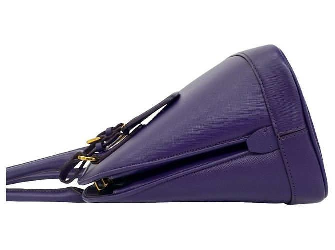 Bolsa Prada em couro Saffiano com logo triângulo Roxo - vista 5