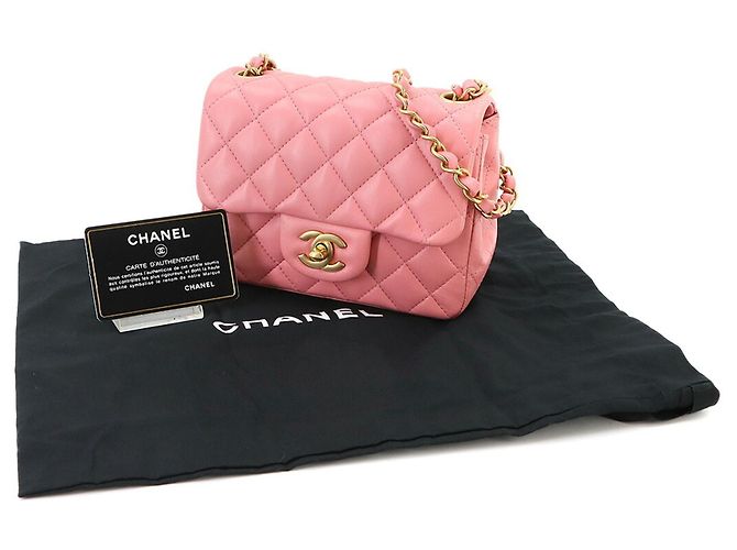 Borsa a tracolla Chanel Mini Matelasse con catena in Rosa - vista 2
