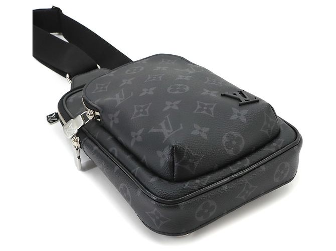 Louis Vuitton Avenue Sling Bag PM Monogram Eclipse Black - view 4
