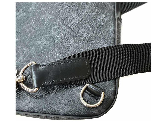 Louis Vuitton Avenue Sling Bag PM Monogram Eclipse Black - view 9