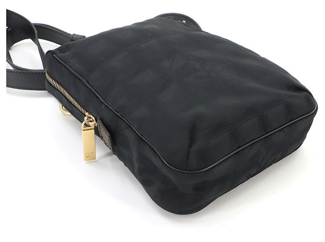 Borsa a tracolla Chanel New Travel Line Nero - vista 5