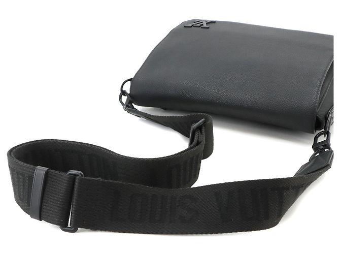 Louis Vuitton Aerogram Takeoff Schultertasche Schwarz - Ansicht 5
