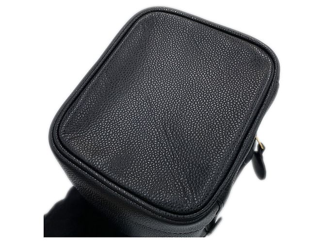 Borsa Vanity Chanel in vitello granulato nero - vista 7