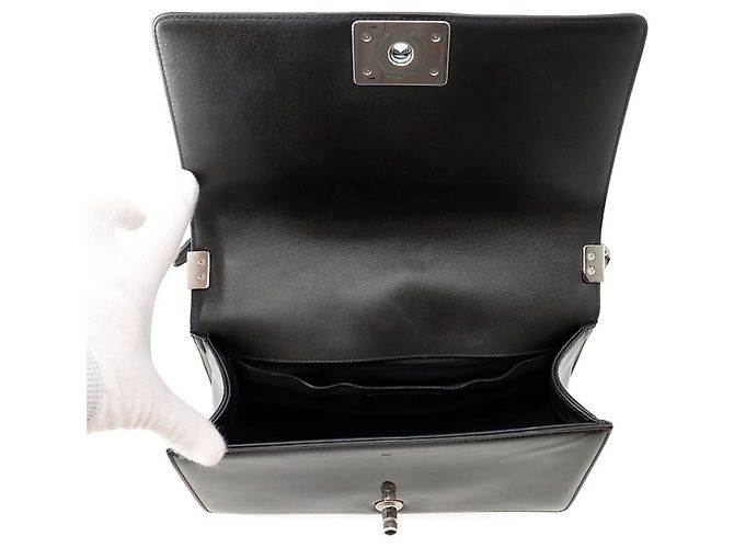 Boy Borsa a tracolla Chanel Matelassé in pelle verniciata nera Nero - vista 7