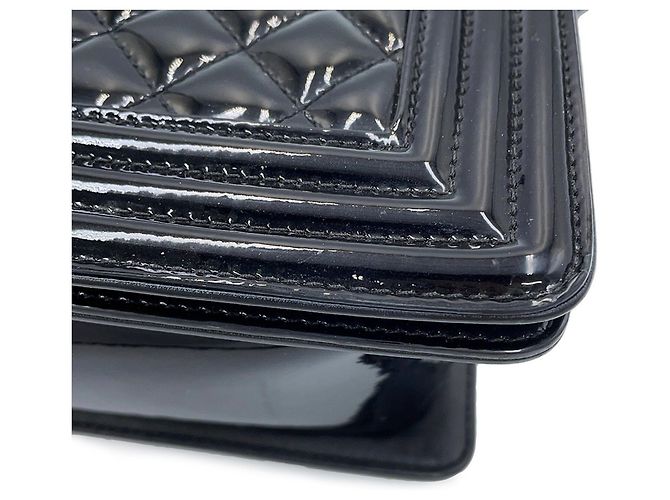 Boy Borsa a tracolla Chanel Matelassé in pelle verniciata nera Nero - vista 9