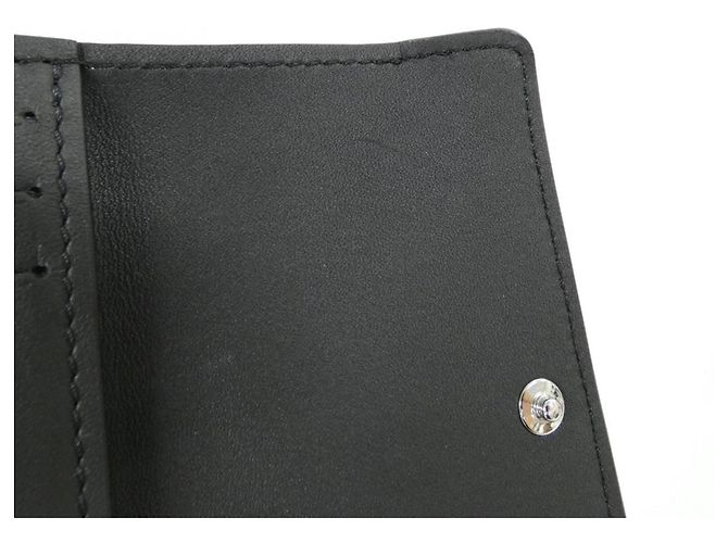 Louis Vuitton Taurillon Monogram Portefeuille Pilot Wallet Negro - vista 4