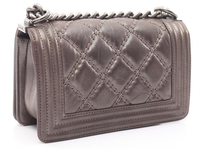 Bolso de hombro Chanel Boy Small Castaño - vista 2