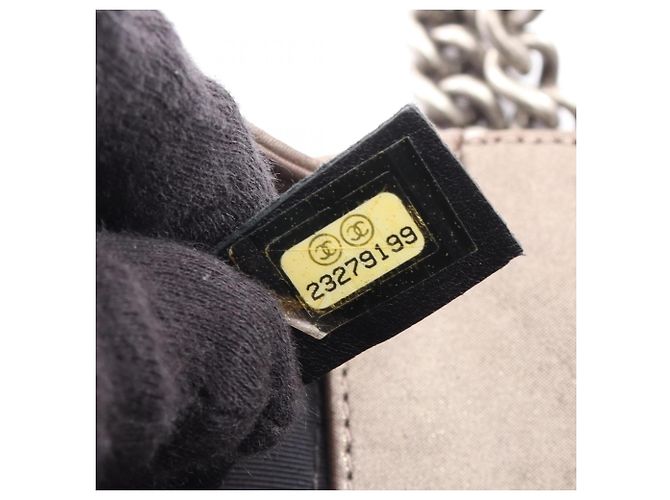Bolso de hombro Chanel Boy Small Castaño - vista 5