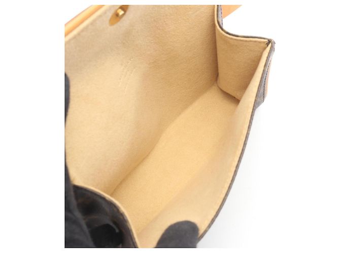 Borsa vita Louis Vuitton Pochette Florentine (XS) Marrone - vista 3