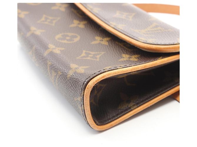 Borsa vita Louis Vuitton Pochette Florentine (XS) Marrone - vista 9