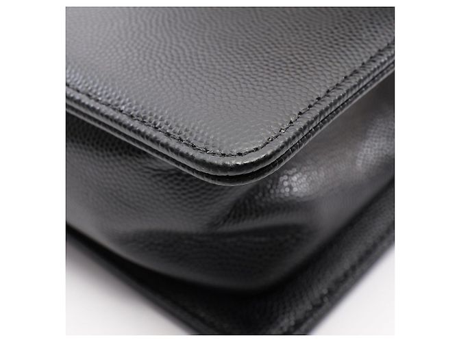Borsa a tracolla Chanel Boy Small in nero - vista 7