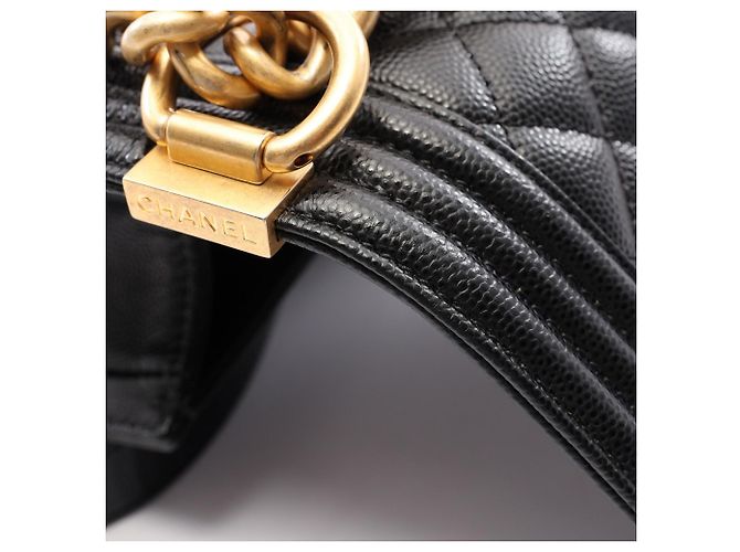 Borsa a tracolla Chanel Boy Small in nero - vista 9
