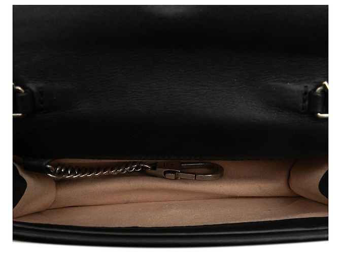 Gucci Mini Dionysus Crossbody in velluto nero - vista 4