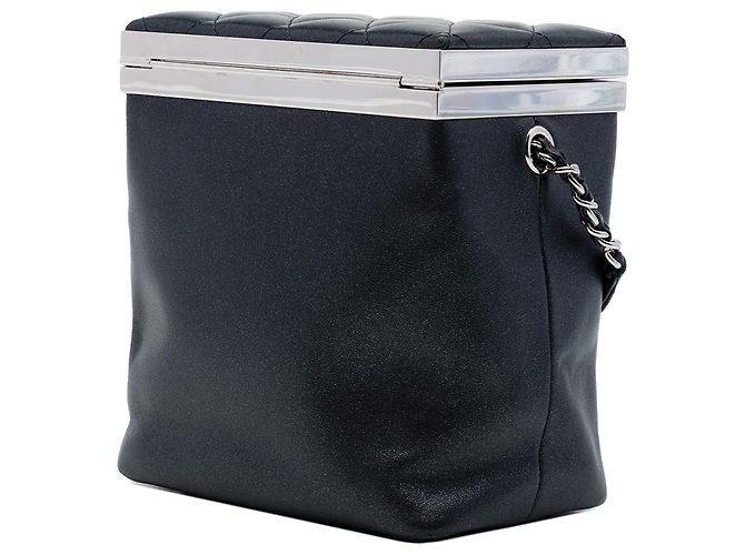 Vanity Beauty case Chanel Black CC in pelle di vitello metallizzata Nero - vista 2