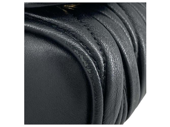 Borsa a tracolla con patta Miu Miu in nappa matelassé nera Nero - vista 16