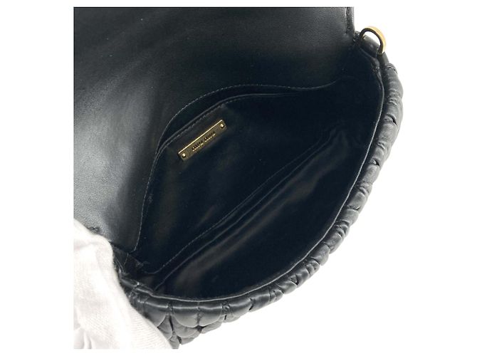 Borsa a tracolla con patta Miu Miu in nappa matelassé nera Nero - vista 3
