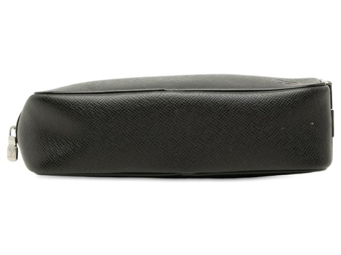 Louis Vuitton Black Taiga Pochette Kaluga Negro - vista 3