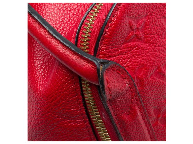 Louis Vuitton Red Monogram Empreinte Marais MM Roja - vista 6