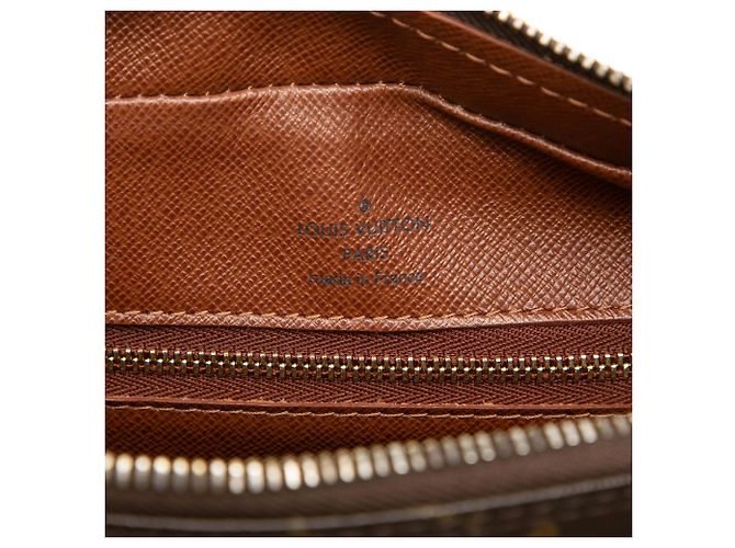 Louis Vuitton Brown Monogram Nil Crossbody Castaño - vista 5