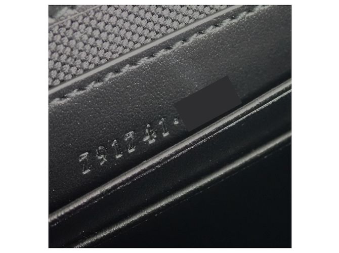 Bolsa Messenger com Aba Gucci Black GG Supreme Web Preto - vista 5