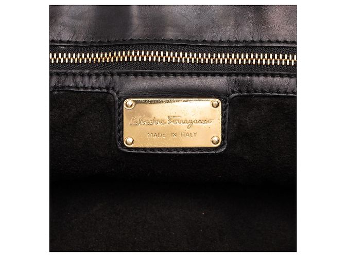 Salvatore Ferragamo Borsa Hobo Enny Ferragamo in pelle nera Nero - vista 5