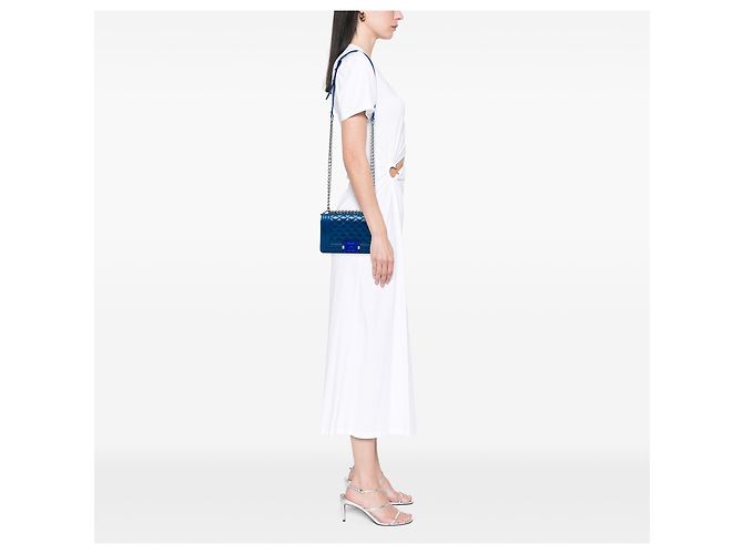 Chanel Blue Small Quilted Patent and Acrylic Boy Flap Blau - Ansicht 5