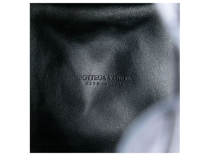 Bottega Veneta Mini Knot Bucket Bag Intrecciato Nero - vista 5